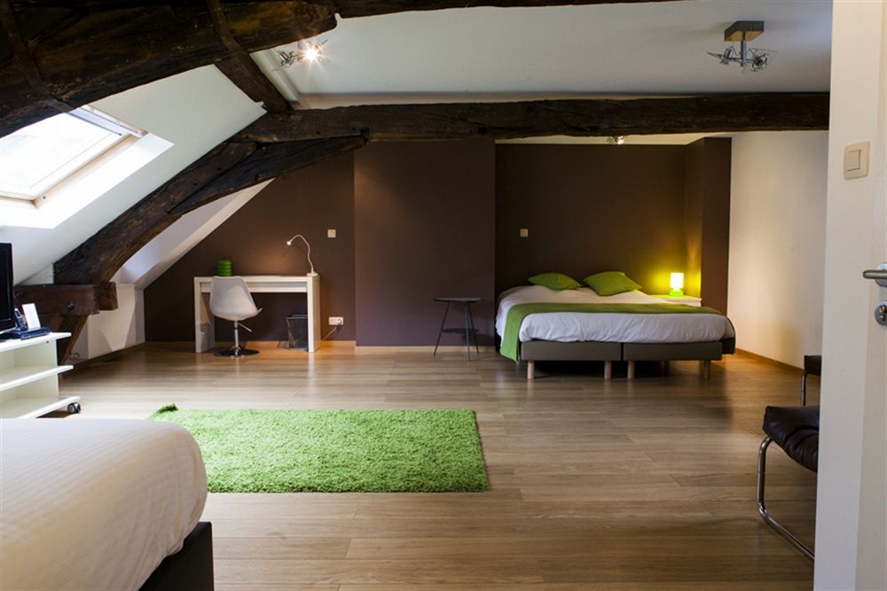 Craves Hotel